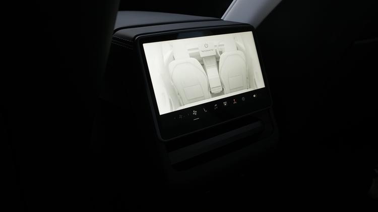 TESLA MODEL 3 SALOON Premium Long Range AWD 85kWh 4dr Auto